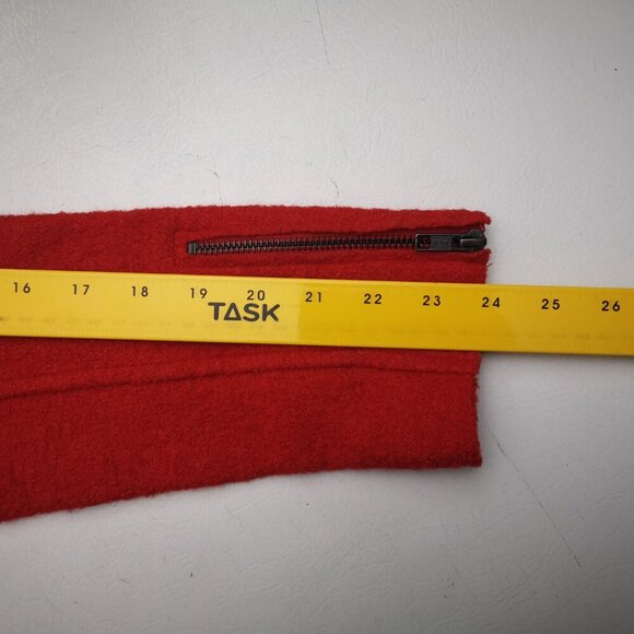 Tahari Ladies Size Small Red Off Set Zipper Closure Jacket - Picture 12 of 13